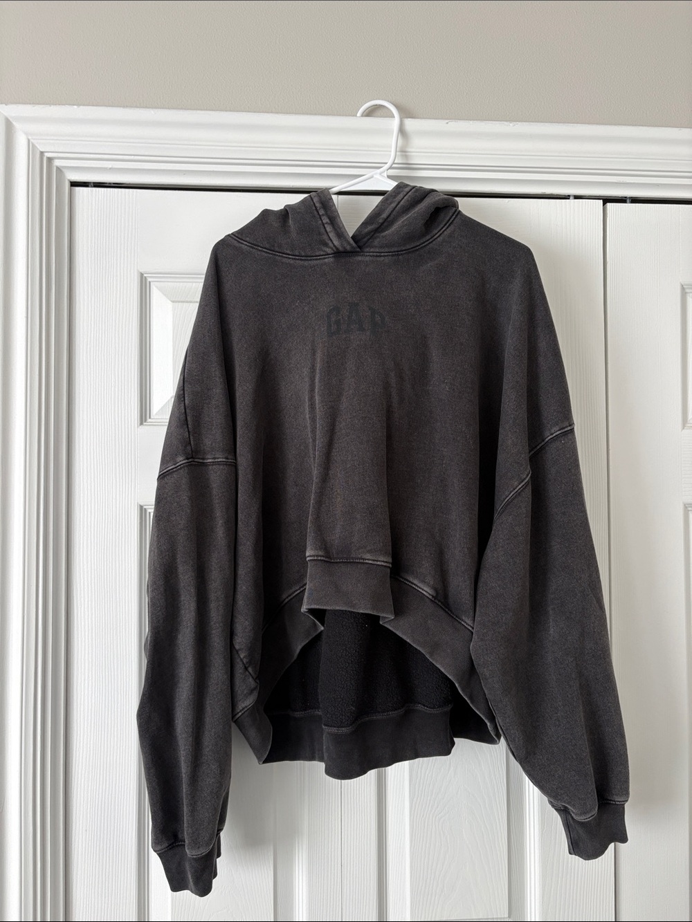 GAP Washed Charcoal Cropped Crewneck Hoodie